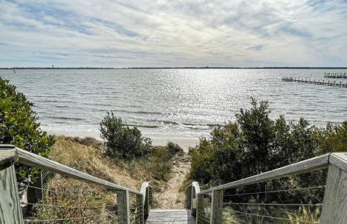 Three dog-friendly, waterfront cottages with full kitchens & private beach - Foto 47