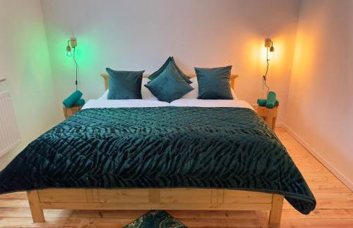 Möbliert-nahe STARLIGHT EXPRESS in Bochum -WLAN-Netflix-Loggia oder Terrasse - Foto 22