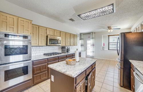 Walk to Lake Ray Hubbard Spacious Home with Pool - Foto 10