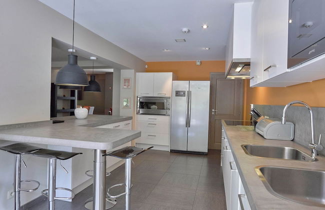 Attractive Holiday Home in Spa With Swimming Pool - Photo 13