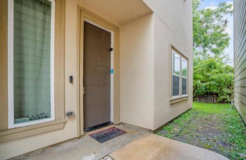 Spacious Luxe Stay , Near DT, MedCtr & NRG, New - Photo 29