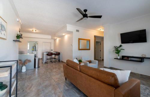 Luxury 2BD 2BTH Condo 5 - Foto 23