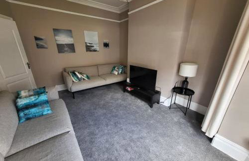 4 Bedroom house, 8 min to city! - Foto 10