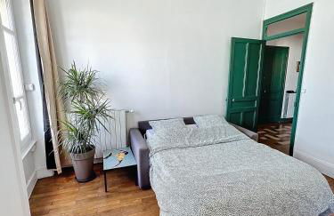 Spacieux T3 80m2 plein centre presque ile ! - Foto 17