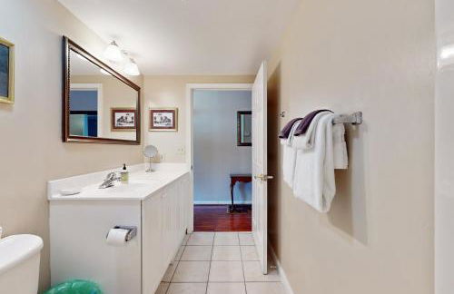 WI30A Water Street Condos Unit 203 - Foto 20