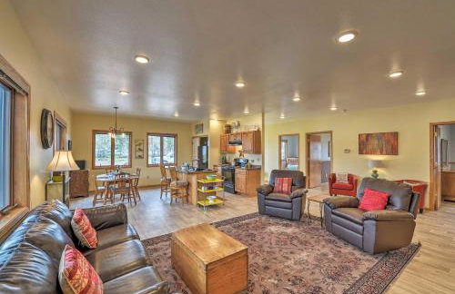 Large Ten Sleep Home on Main St, 10 Mins to Canyon - Foto 1