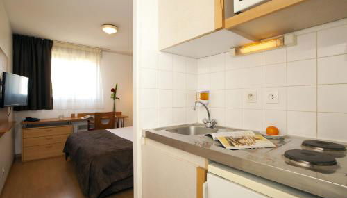 Sejours & Affaires Nantes Ducs de Bretagne - Photo 4