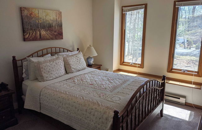 Mountain Memories by Avantstay Hot Tub Enclosed Deck, Large Yard w/ Fire Pit - Foto 18