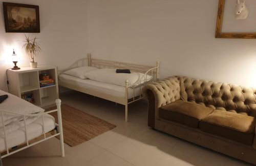 Schöne Wohnung über Wissen - Foto 5