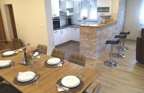 Holidayhouse Alirio with heated pool. - Foto 30