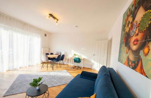 KATIES Apartments bei Regensburg - 3 Zimmer, 6 Personen, Infrarot-Sauna, Disney Plus, Balkon, Grill & Parkplatz - Foto 17