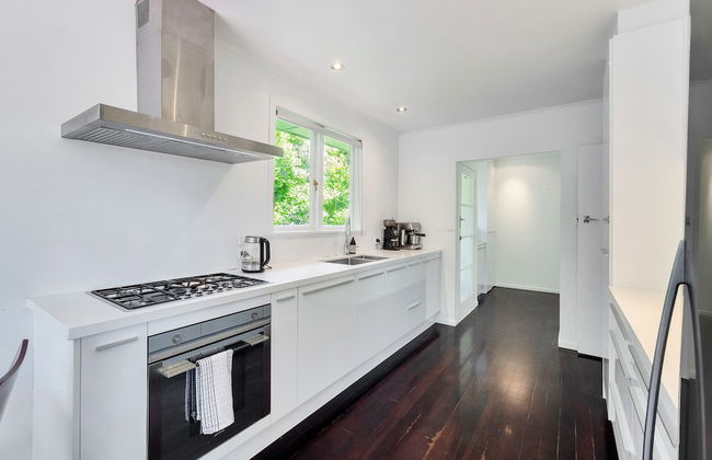 Bright Airy & Spacious 3 BR Home - Foto 11