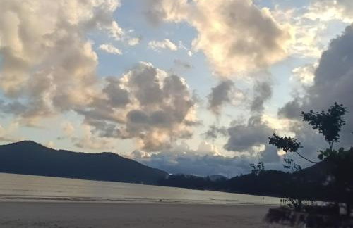 Casa na Praia da Enseada - Ubatuba - Foto 2