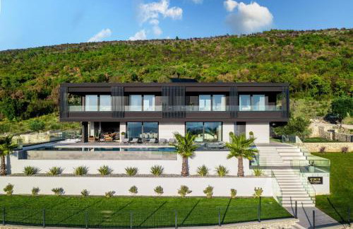 Luxury Exclusive Villa Panoramica near Labin - Rabac only 2 km from the beach with sea view and wellness - Photo 1