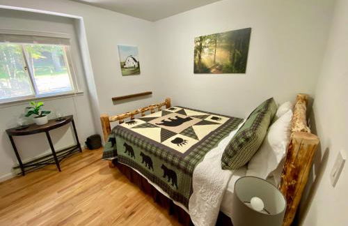 Escape to a 3-Bedroom Cabin in Lower Catskills - Foto 18