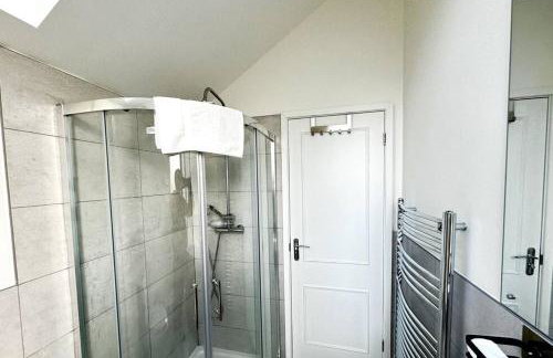 Hutchcomb Villa, 4 Bed Luxury House,Oxford+Parking - Foto 17