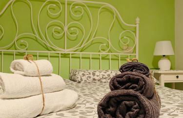 Claves Claustri - Appartamento storico con balcone - Photo 10