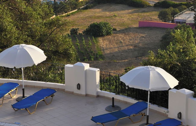 Apartments With Pool "maria" on Agios Gordios Beach - Photo 19