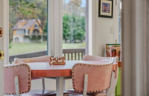 River Time Cabin - Riverfront, Hot Tub, Screen Porch, Fishing, Games, View, 3 King Beds - Photo 55