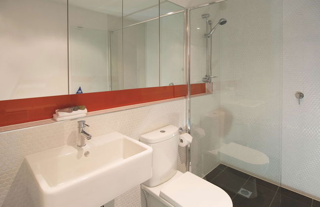 Oaks Melbourne South Yarra Suites - Photo 24