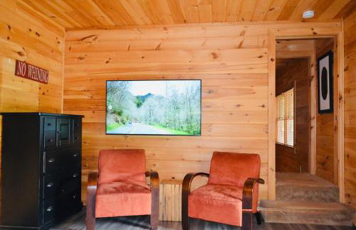 Above Expectations-New Exterior-Sleeps 8-Hot Tub-Games Galore-Nature - Foto 67