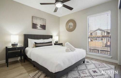 Enjoy Poolside TVs and Private Cabanas off N Lamar - Photo 21