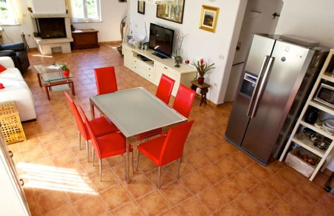 Adorable Villa With Swimming Pool and sea View - Foto 12