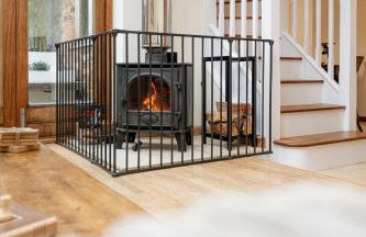 The Coach House - Beautiful Home in Cheltenham! - Photo 147