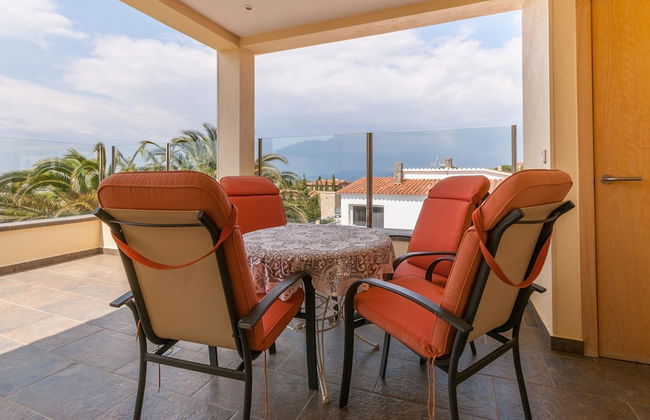 Fantastic Large Holiday Home With Pool for 8 People in Rosas - Foto 13