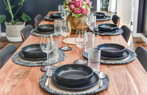 Luxury Mountain Retreat - 4 King Suites & Hot Tub - Photo 62