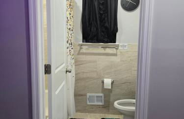 Cozy 3-Bedroom Apartment in Newark near NYC - Foto 43