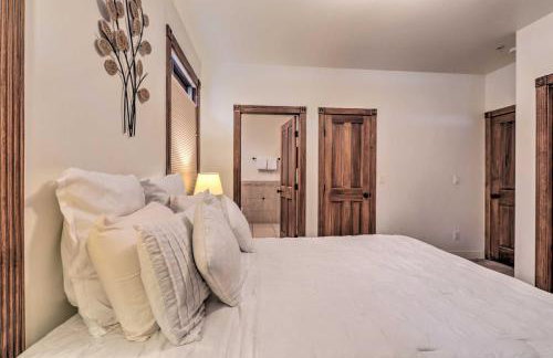 Cozy Central Glenwood Springs Condo with 2 Decks! - Foto 13