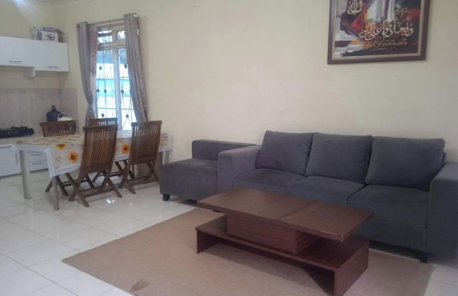 Villa Kota Bunga Allamanda - Foto 7