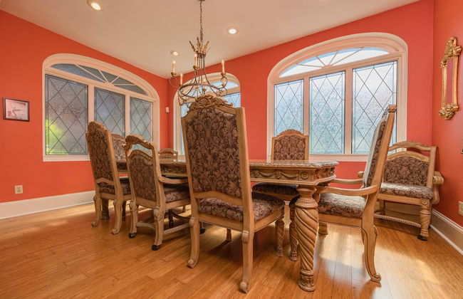 Pillars' Castle - Photo 17