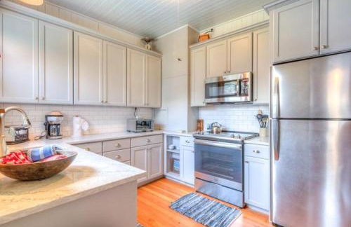 Byers Boathouse on the Prom - Meredith Lodging - Foto 14