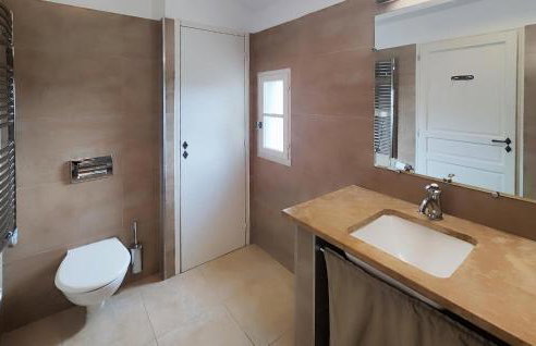 Lovely Home In Saint-Laurent-De-La-Ca - Foto 25