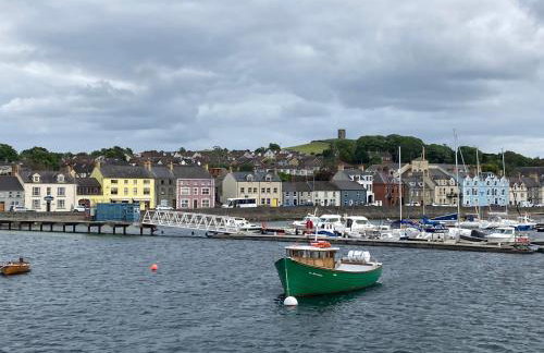 Portaferry Waterfront Townhouse with Hot Tub - Foto 36