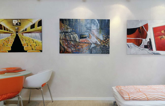 Contemporary Apartment in Kreuzberg, Berlin - Photo 6