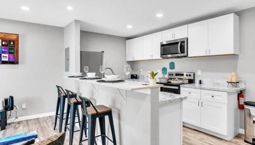 Modern 2BD 2BA Flat Gym and Pool Heart of Downtown - Foto 5