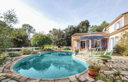 Cozy Home In Besse-Sur-Issole - Foto 8