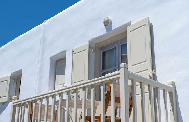 Mykonos Twins - Photo 47