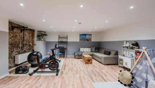 Spacious, central 3 room flat with gym & play area - Foto 3, young children