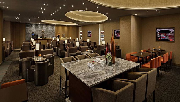 Plaza Premium First at Macau International Airport (MFM) - Departures - Foto 3