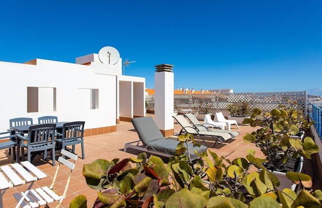 Belvilla by OYO Uptown III - Photo 14