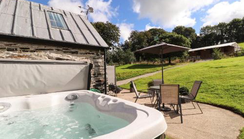 Y Felin at Coed Cadw - Foto 3