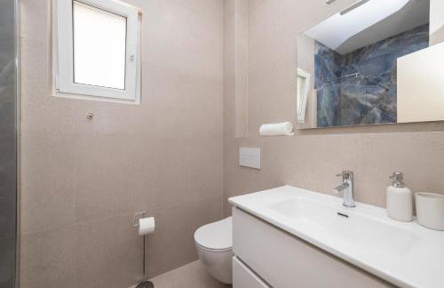 Familiy Villa Navis with heated pool - Photo 59