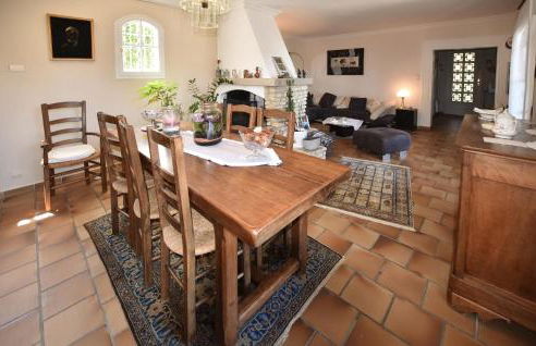 Stunning Home In Morières-Lès-Avignon - Foto 12