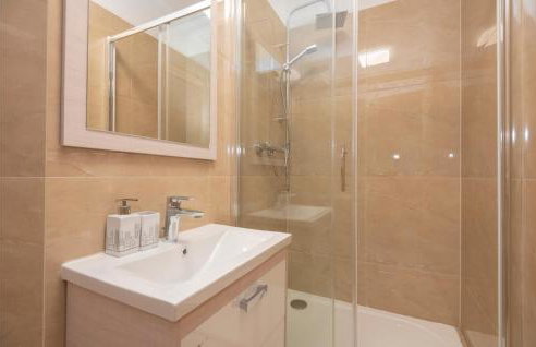 Cozy Home In Ricice With Wifi - Foto 59