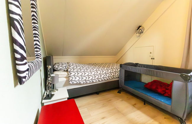 Cosy Holiday Home With Garden - Foto 9