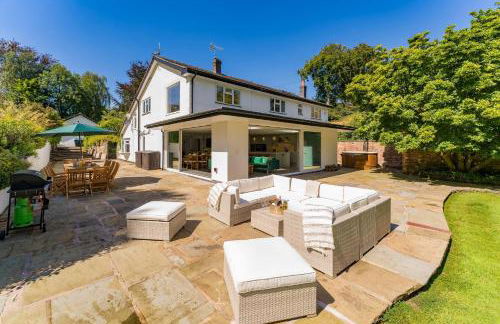 Garden Cottage - Photo 3